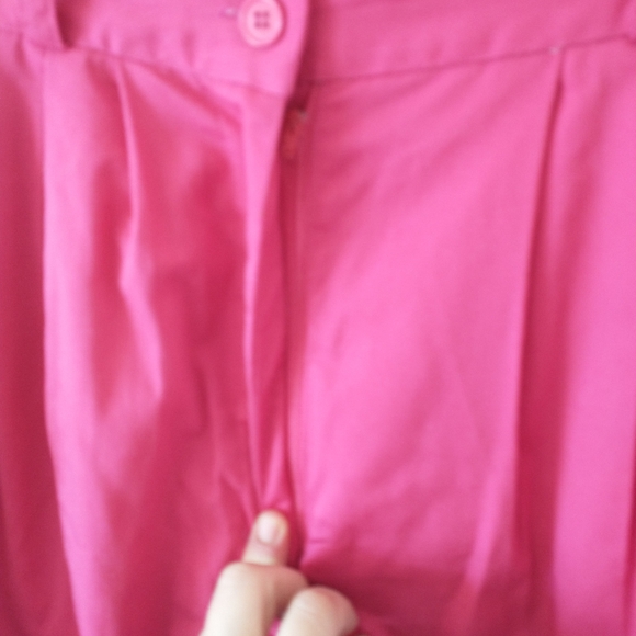 Vintage high waisted pleated shorts size medium - Picture 6 of 7